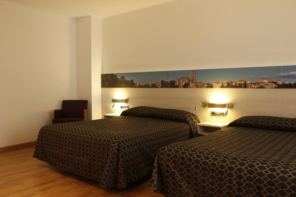 קסטלו דה אמפוריאס Hotel Canet חדר תמונה