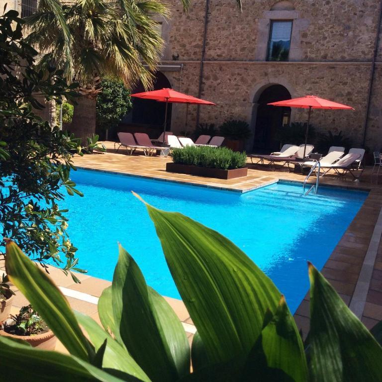 קסטלו דה אמפוריאס Hotel Canet מראה חיצוני תמונה